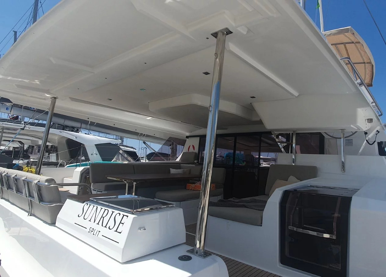 Fountaine Pajot Aura 51 - 5 + 1 cab. (Sunrise)  - 11