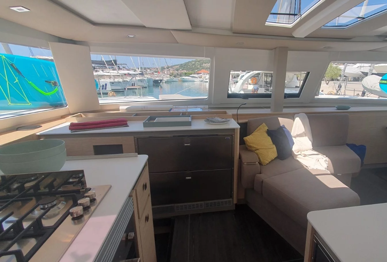 Fountaine Pajot Aura 51 - 5 + 1 cab. (Sunrise)  - 21