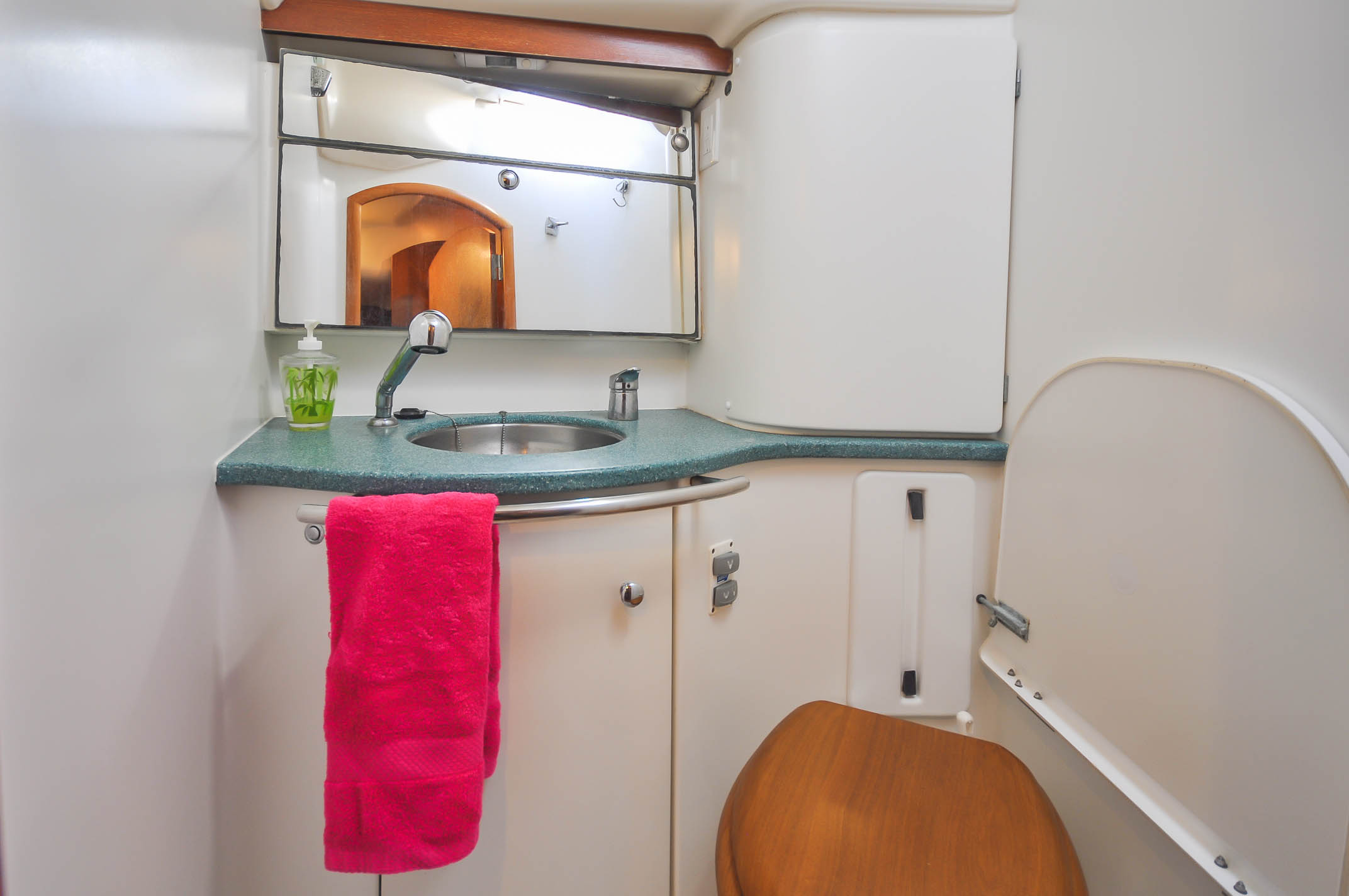 Photo #7 - Sun Odyssey 54 DS (Windward Spirit) en Laguna Azul - 41929