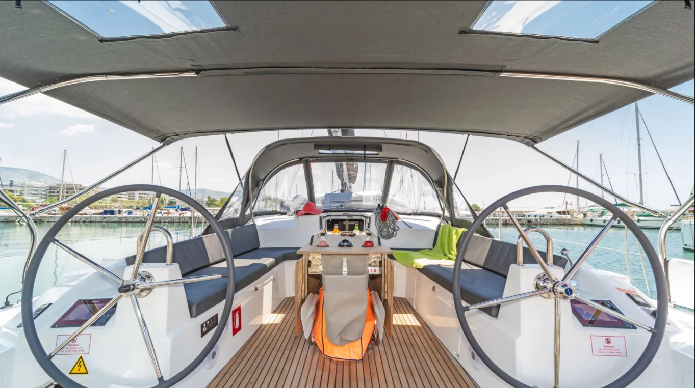 Oceanis 40.1 (Roza)  - 3