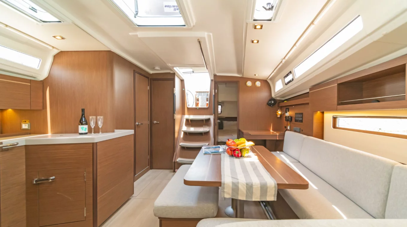 Oceanis 40.1 (Roza)  - 4