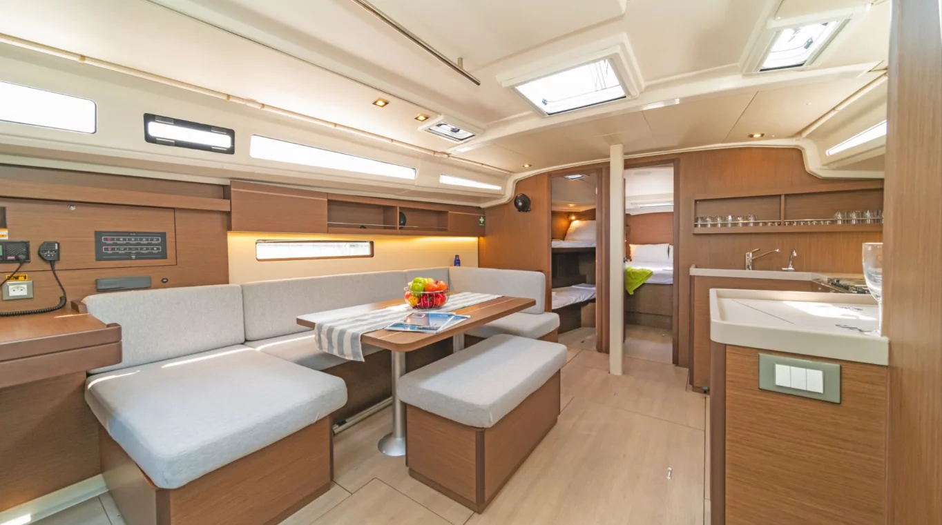 Oceanis 40.1 (Roza)  - 5