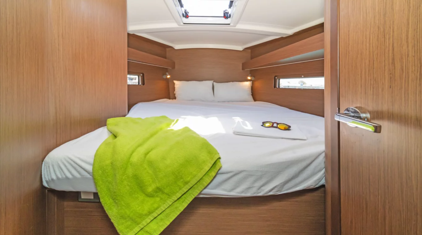 Oceanis 40.1 (Roza)  - 6