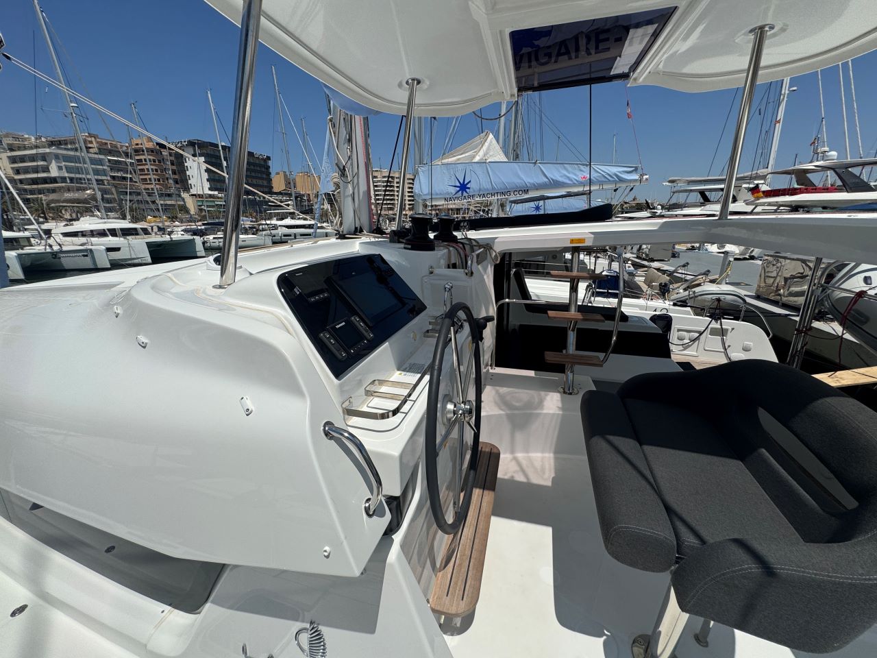 Photo #5 - Lagoon 42 - 4 cab. (Valmy - 1625/2025) in Palma - 41956