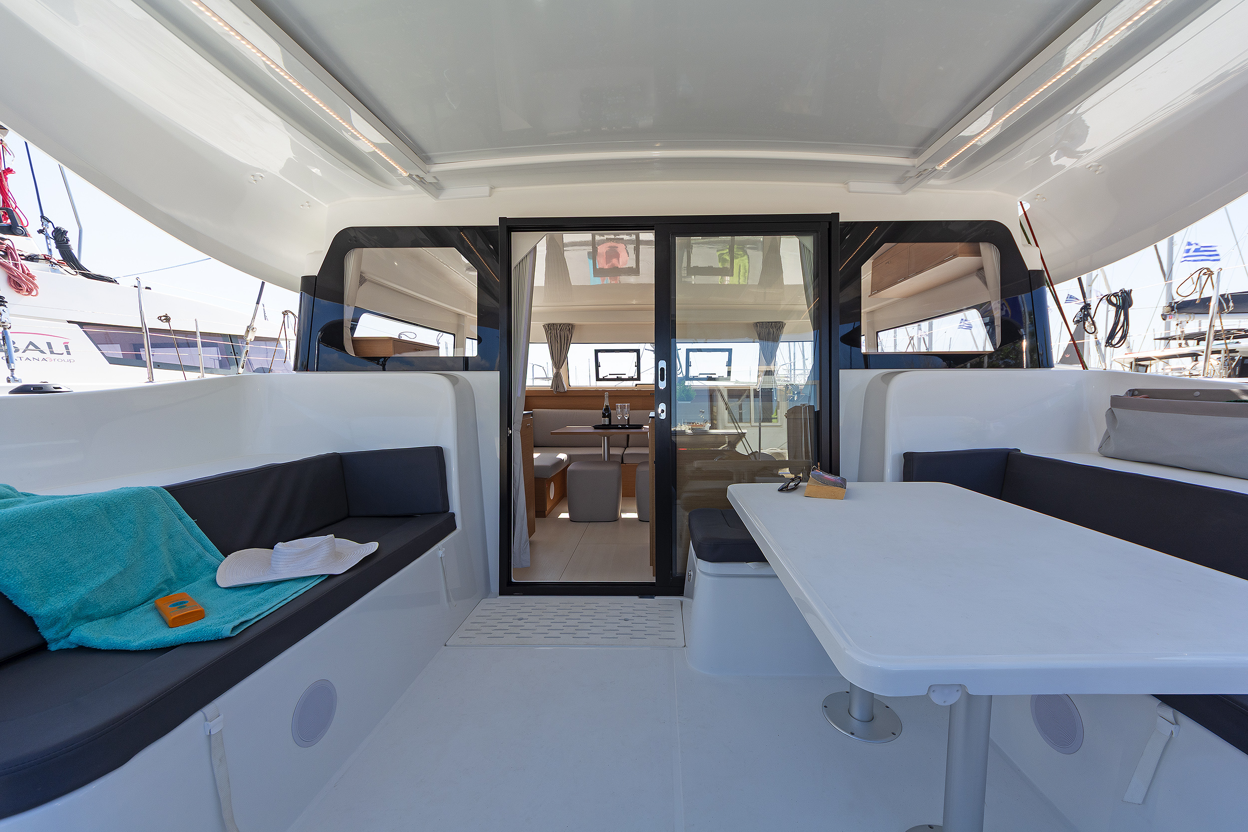 Photo #13 - Excess 11 - 4 + 1 + 1 cab. (Little Blue Ocean) in Atene - 41967