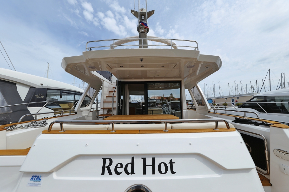 Photo #5 - Greenline 48 Fly (Red Hot) in Biograd - 41968