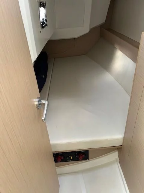 Oceanis 30.1 (Le Flyp)  - 9
