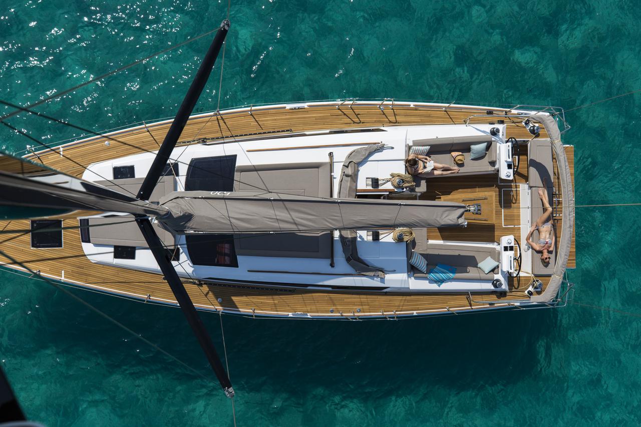 Photo #19 - Dufour 520 GL (Eurus) in Primosten - 42021