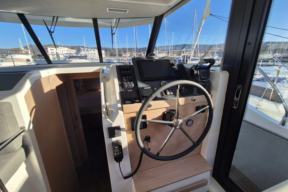 Swift Trawler 41 (Swift Home)  - 9