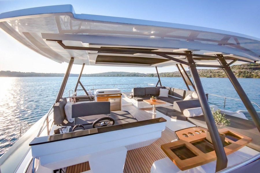 Photo #13 - Fountaine Pajot Power 67 (Dompe) en Salerno - 42024