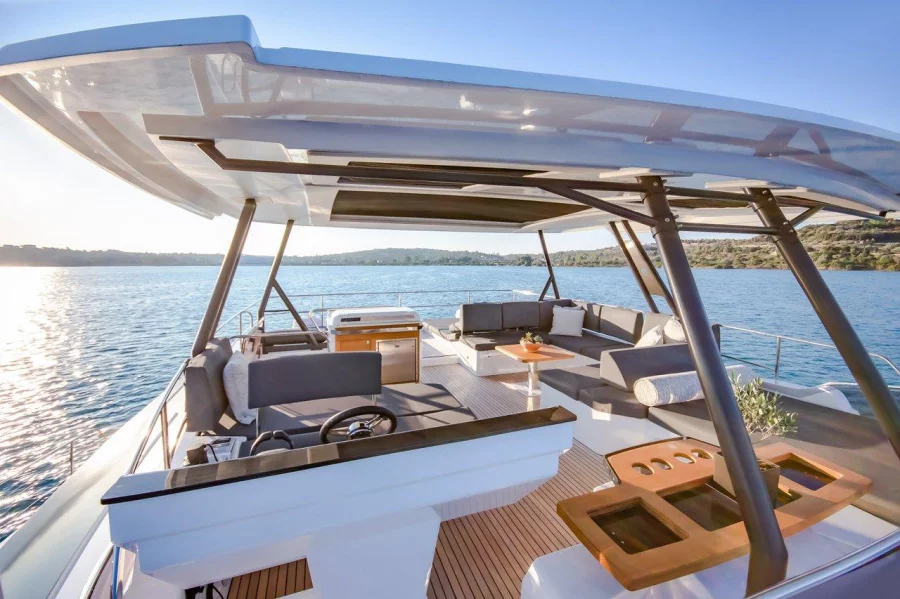 Fountaine Pajot Power 67 (Dompe)  - 12