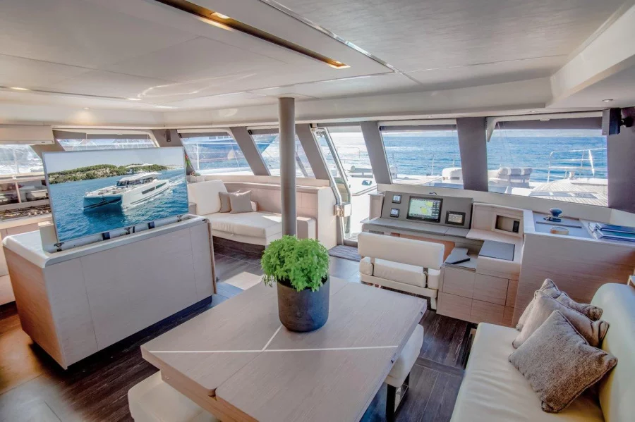 Fountaine Pajot Power 67 (Dompe)  - 14