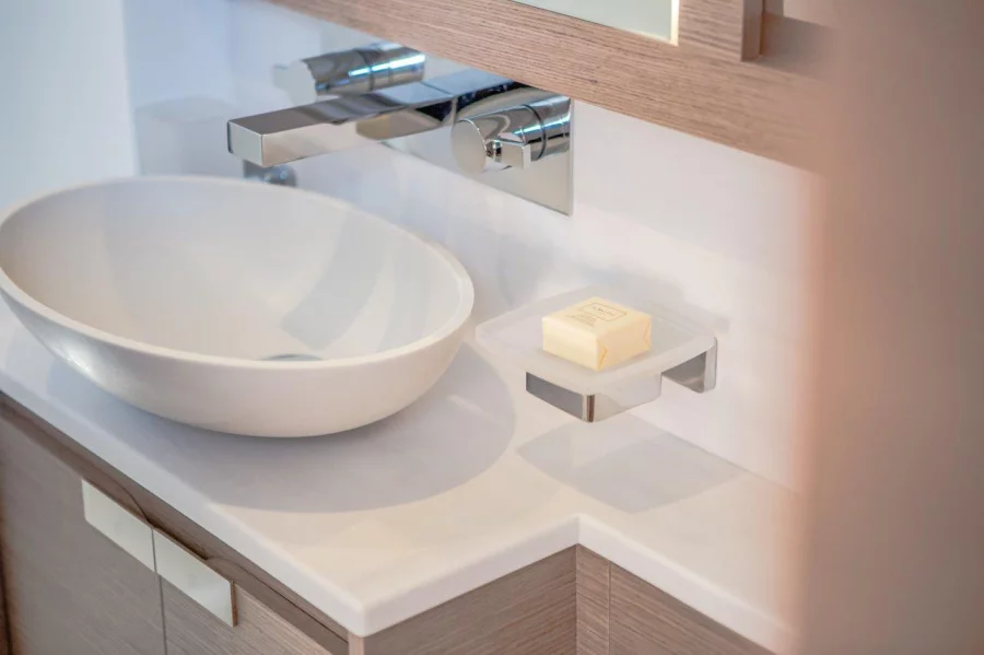 Fountaine Pajot Power 67 (Dompe)  - 21