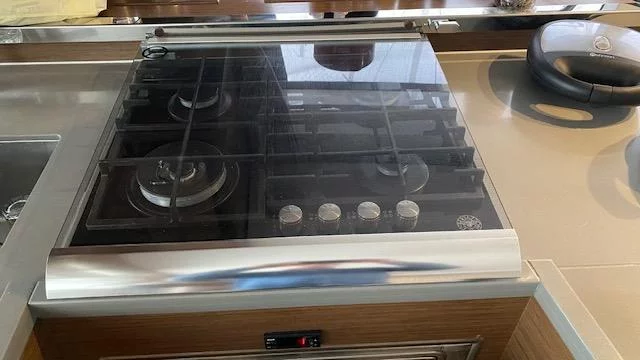 Lagoon 450 F - 4 + 1 cab. (Buena Suerte)  - 17