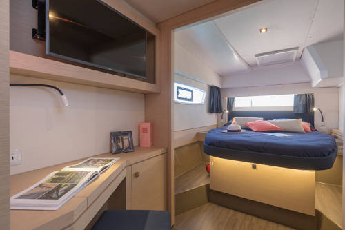 Photo #9 - Fountaine Pajot Astrea 42 - 4 + 1 cab. (Deutz) in Salerno - 42035