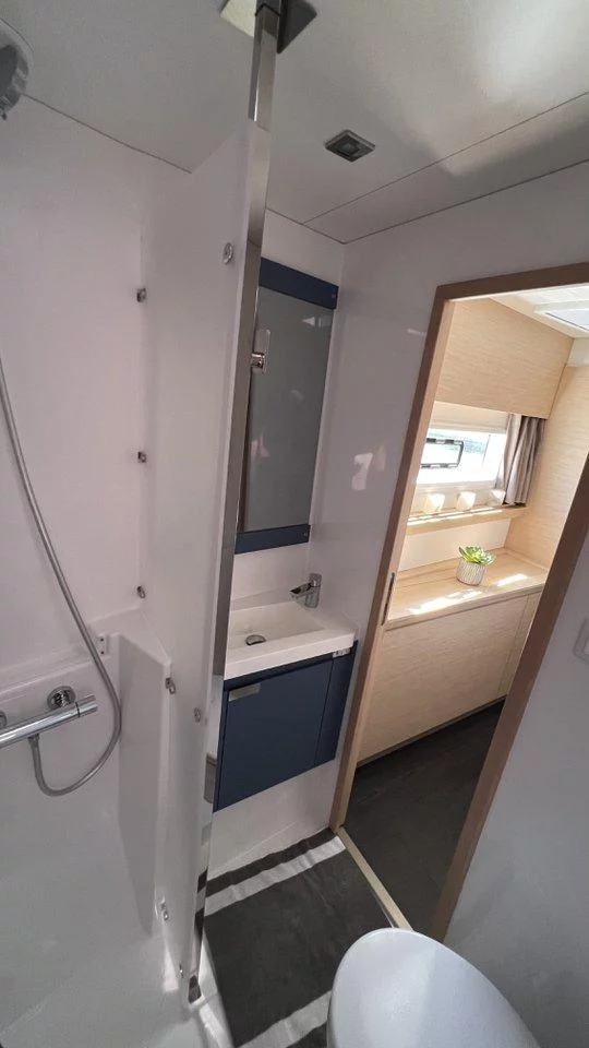 Fountaine Pajot Aura 51 (My Precious "E")  - 24