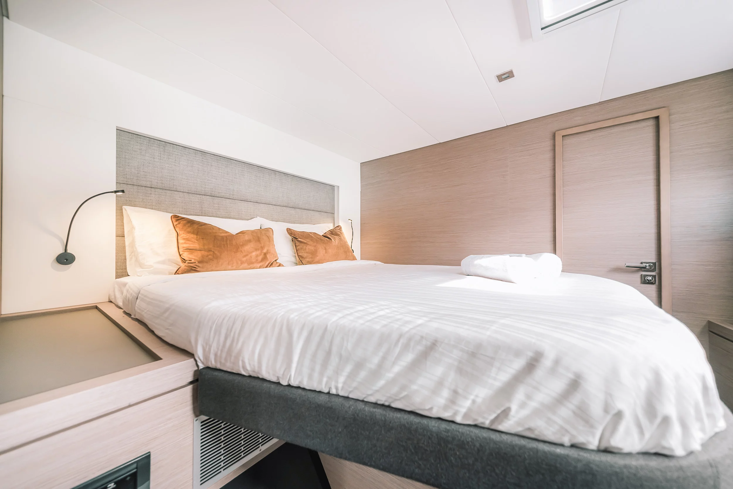 Fountaine Pajot Tanna 47 - 5 + 1 cab. (First Life)  - 15