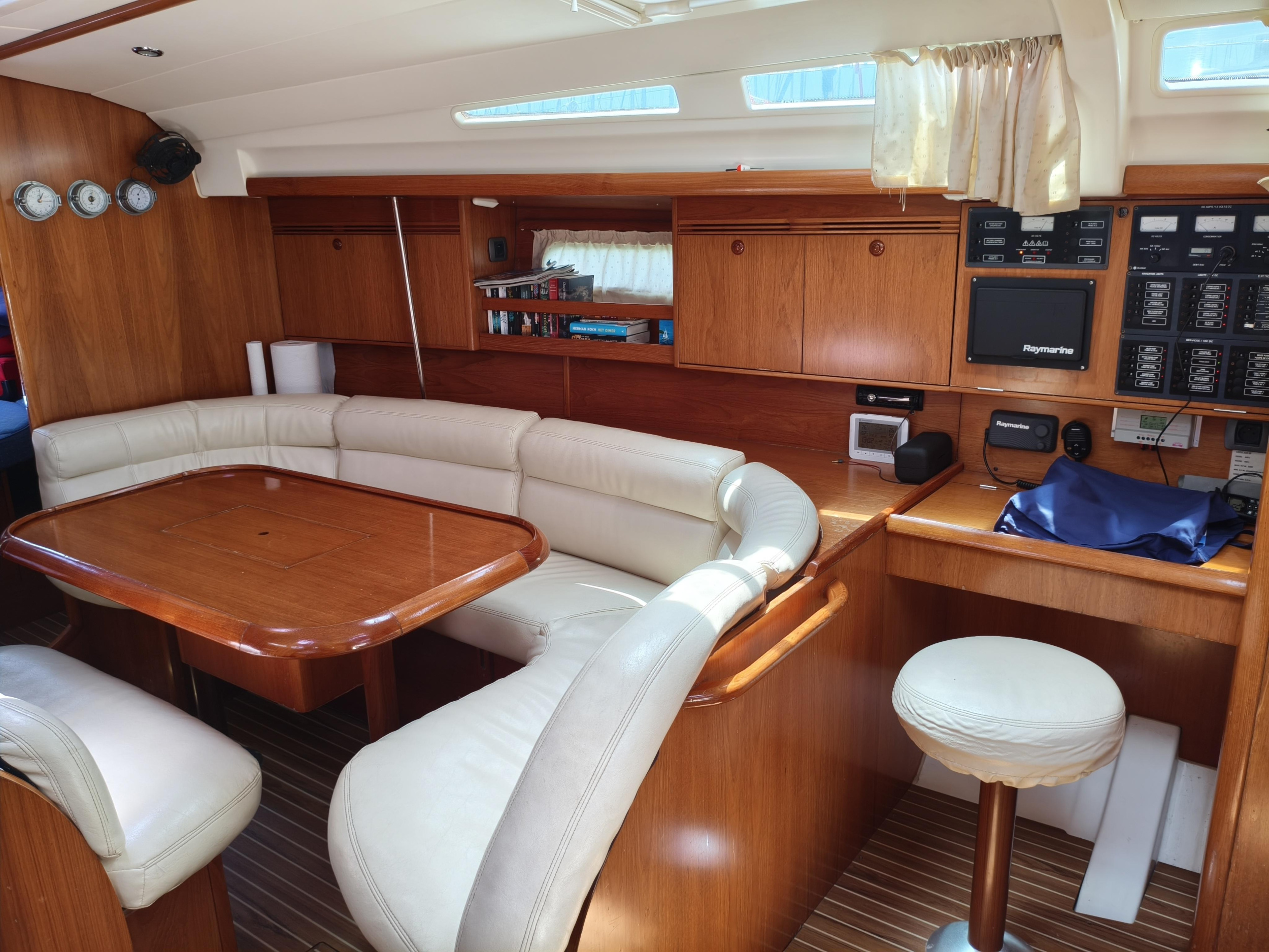 Photo #6 - Sun Odyssey 45 (Spanaki II) in Atene - 42047