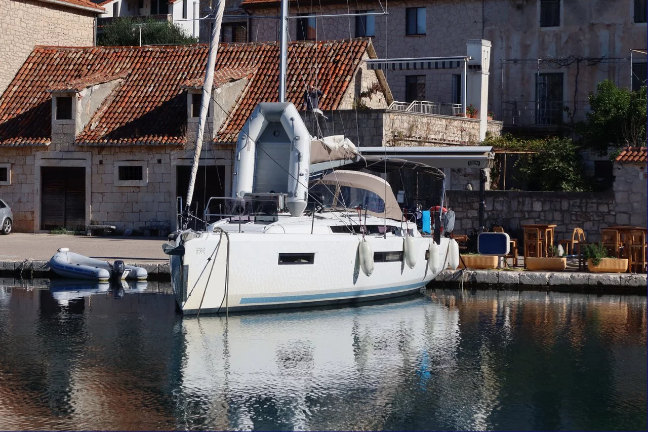 Sun Odyssey 440 (Habibi)  - 0