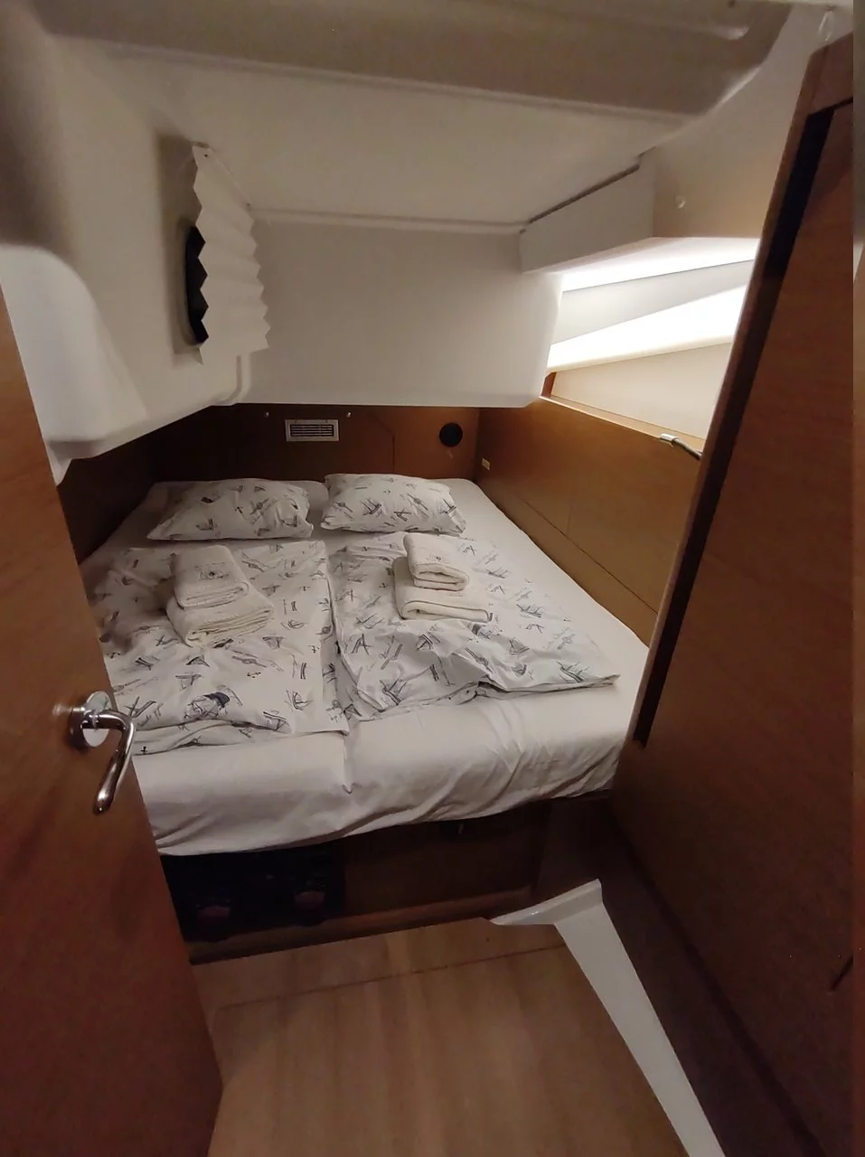 Sun Odyssey 440 (Habibi)  - 17