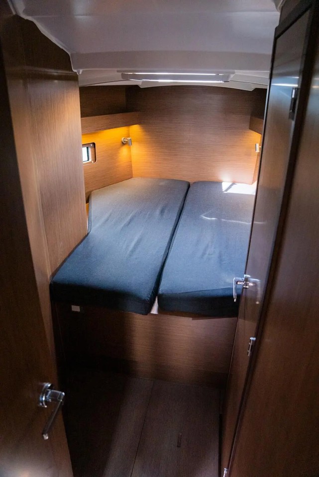 Photo #11 - Oceanis 40.1 (Polemas) in Toulon - 42053
