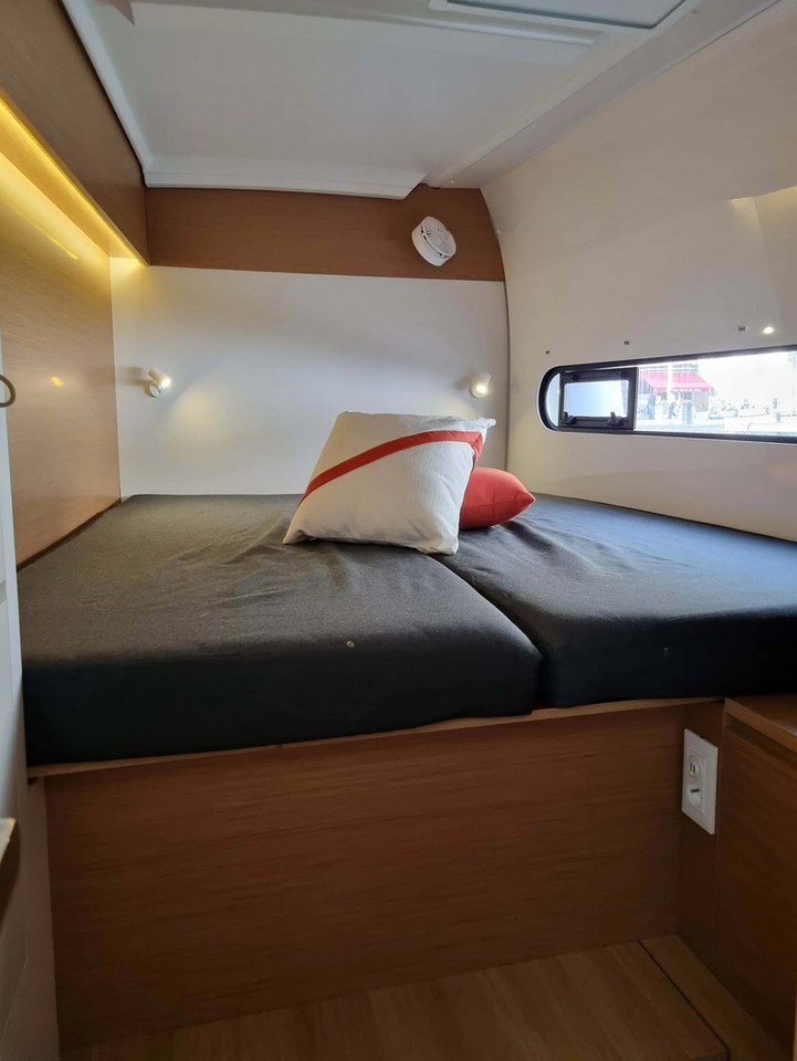 Photo #8 - Excess 11 - 4 + 2 cab. (Alpamapa) in Toulon - 42058