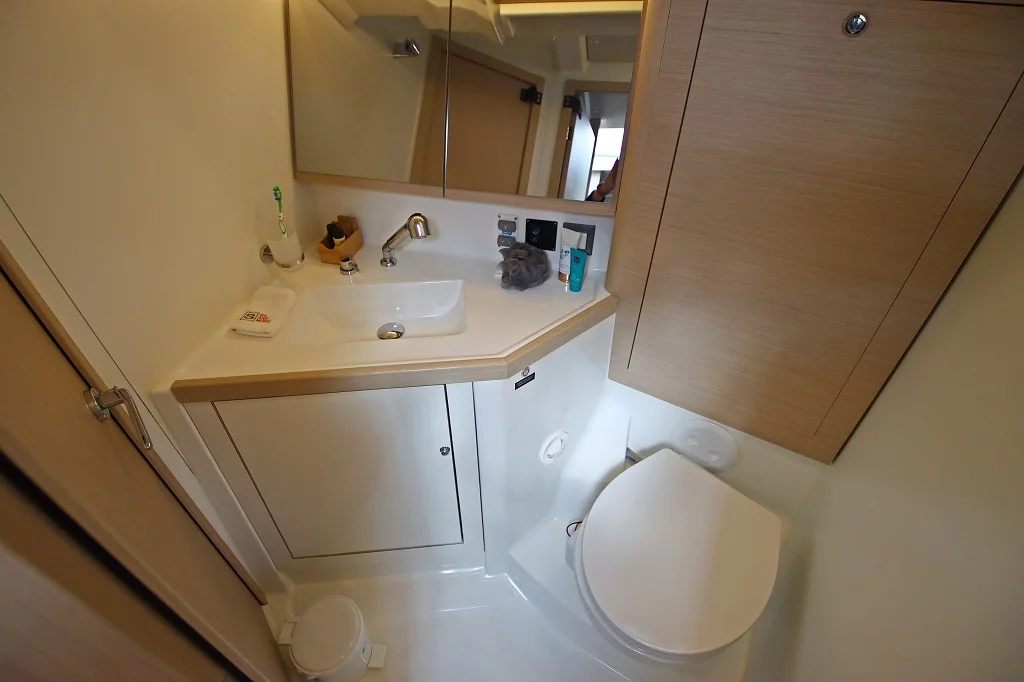Oceanis 46.1 (Liberty)  - 27