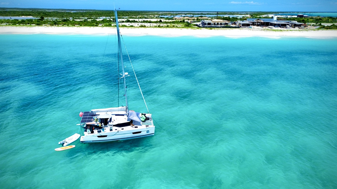 Photo #13 - Fountaine Pajot Lucia 40 - 4 cab. (Aqua Panda) in Jolly Harbour - 42077