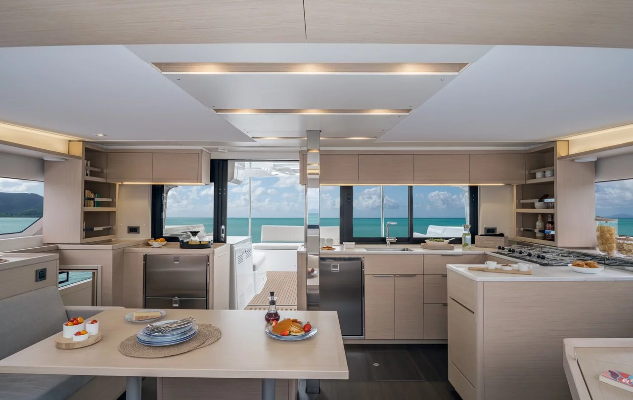 Lagoon 46 - 4 + 2 cab. (Active Cruises)  - 12