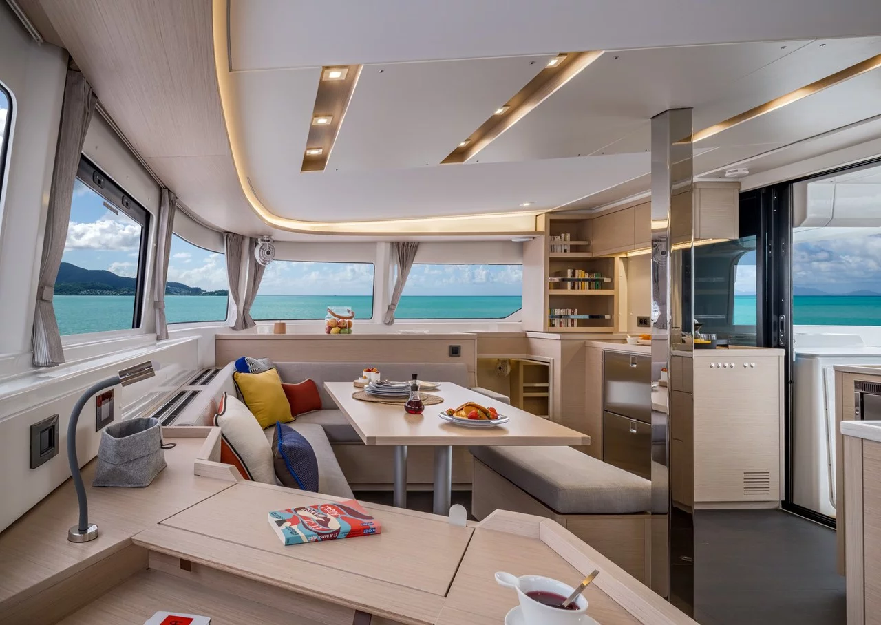 Lagoon 46 - 4 + 2 cab. (Active Cruises)  - 14