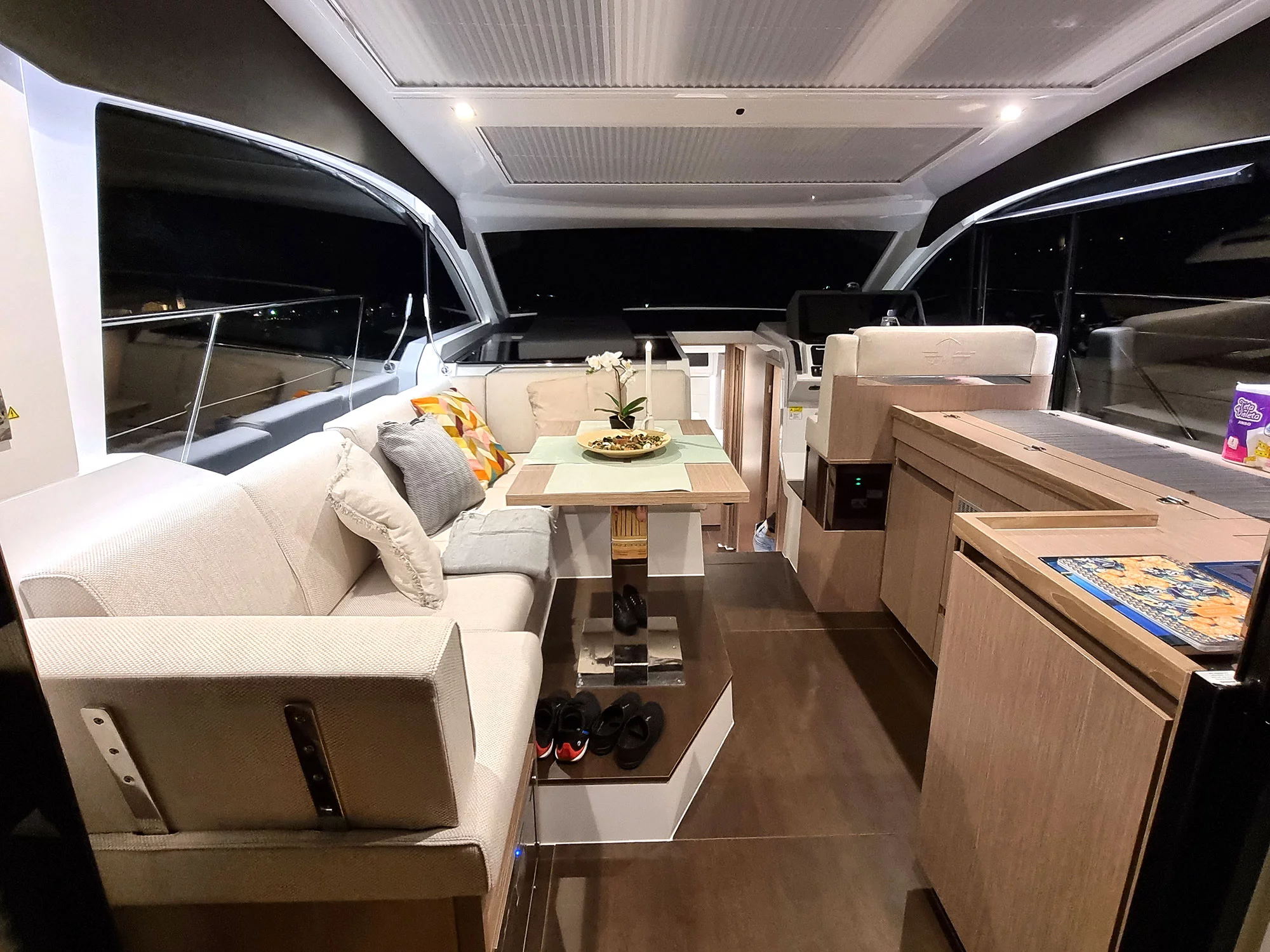 Sealine C390 (Tireless)  - 8
