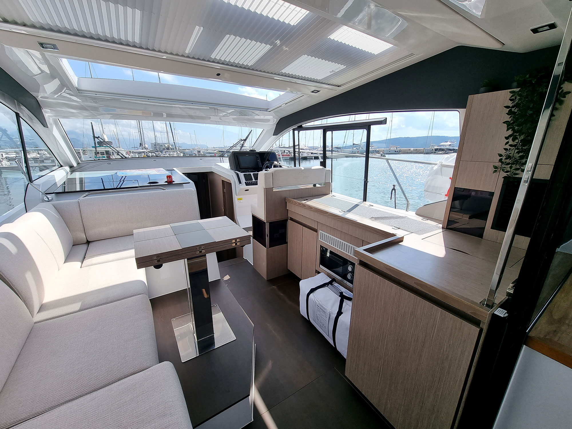 Photo #10 - Sealine C390 (Tireless) en Kastela - 42096