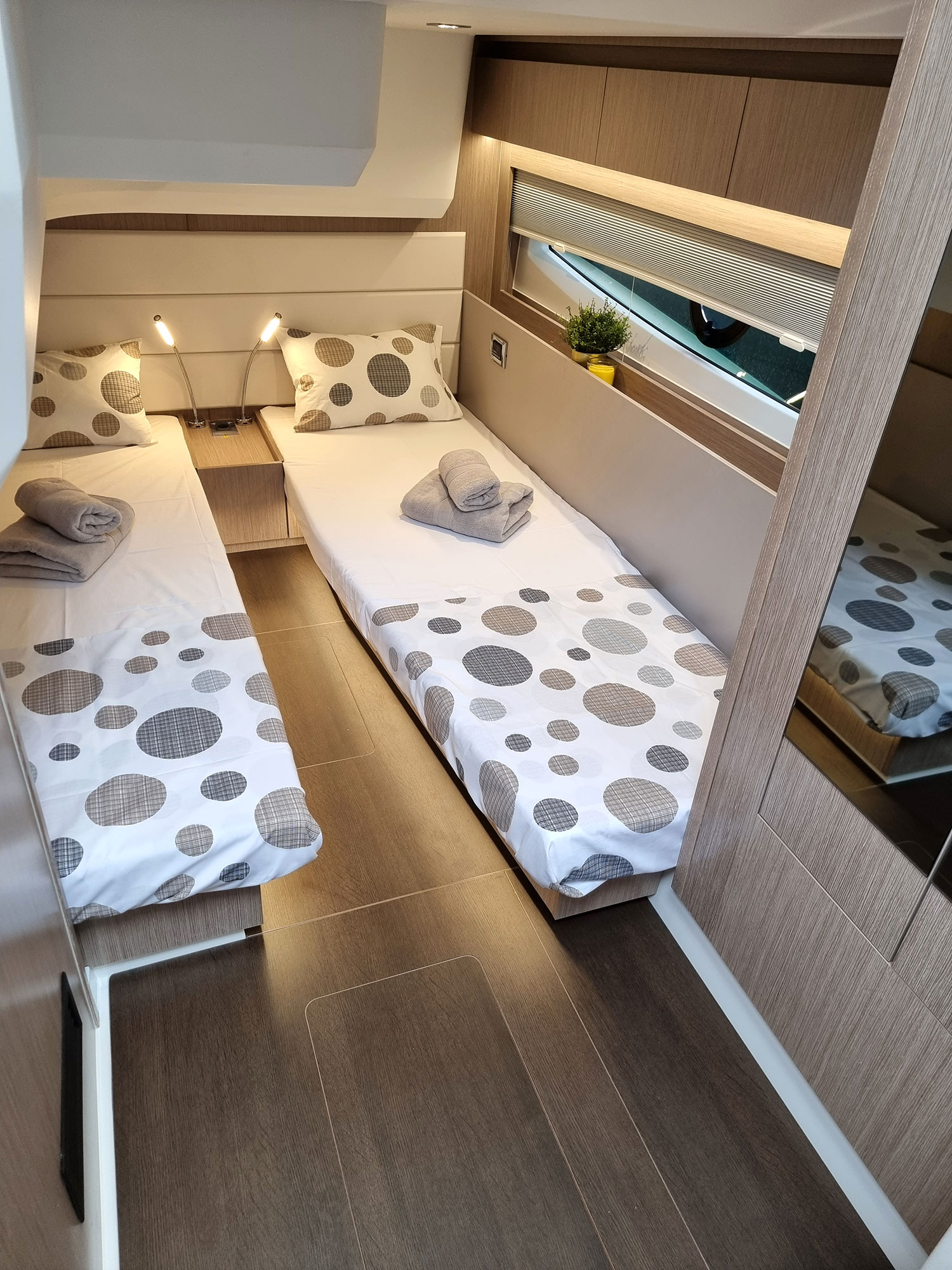 Photo #13 - Sealine C390 (Tireless) en Kastela - 42096