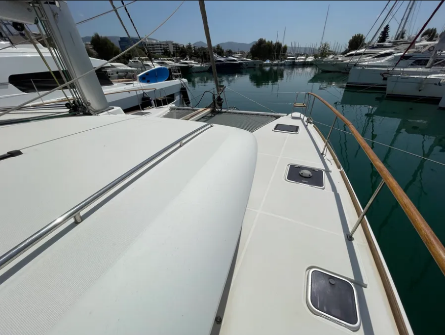 Photo #12 - Lagoon 400 S2 - 4 + 2 cab. (Ipanema) in Athens - 42101