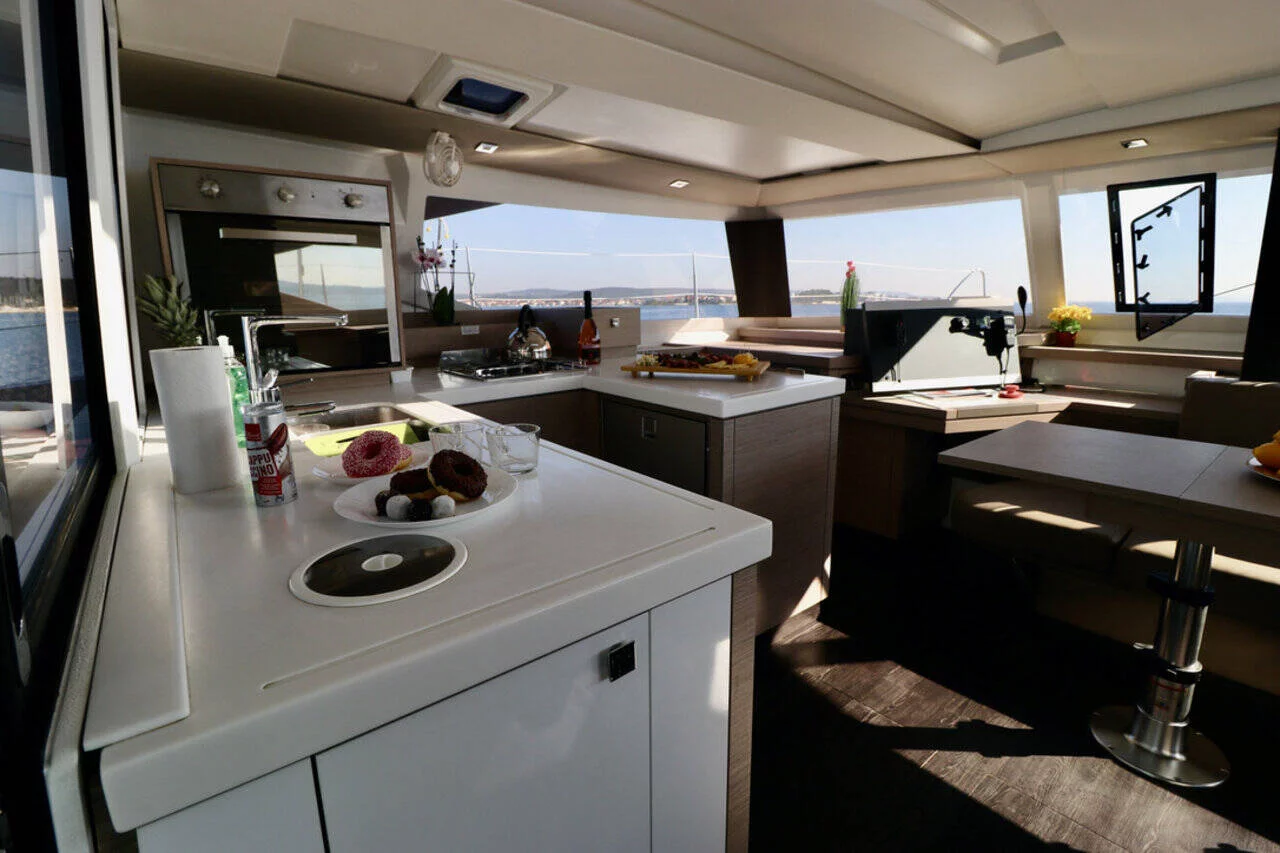 Fountaine Pajot Astrea 42 - 4 + 2 cab. (Mouse)  - 9