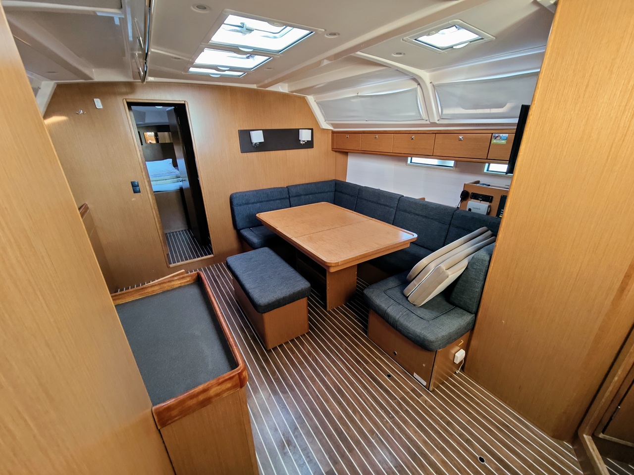 Photo #10 - Bavaria Cruiser 46 - 4 cab. (Hugo) in Sukosan - 42139