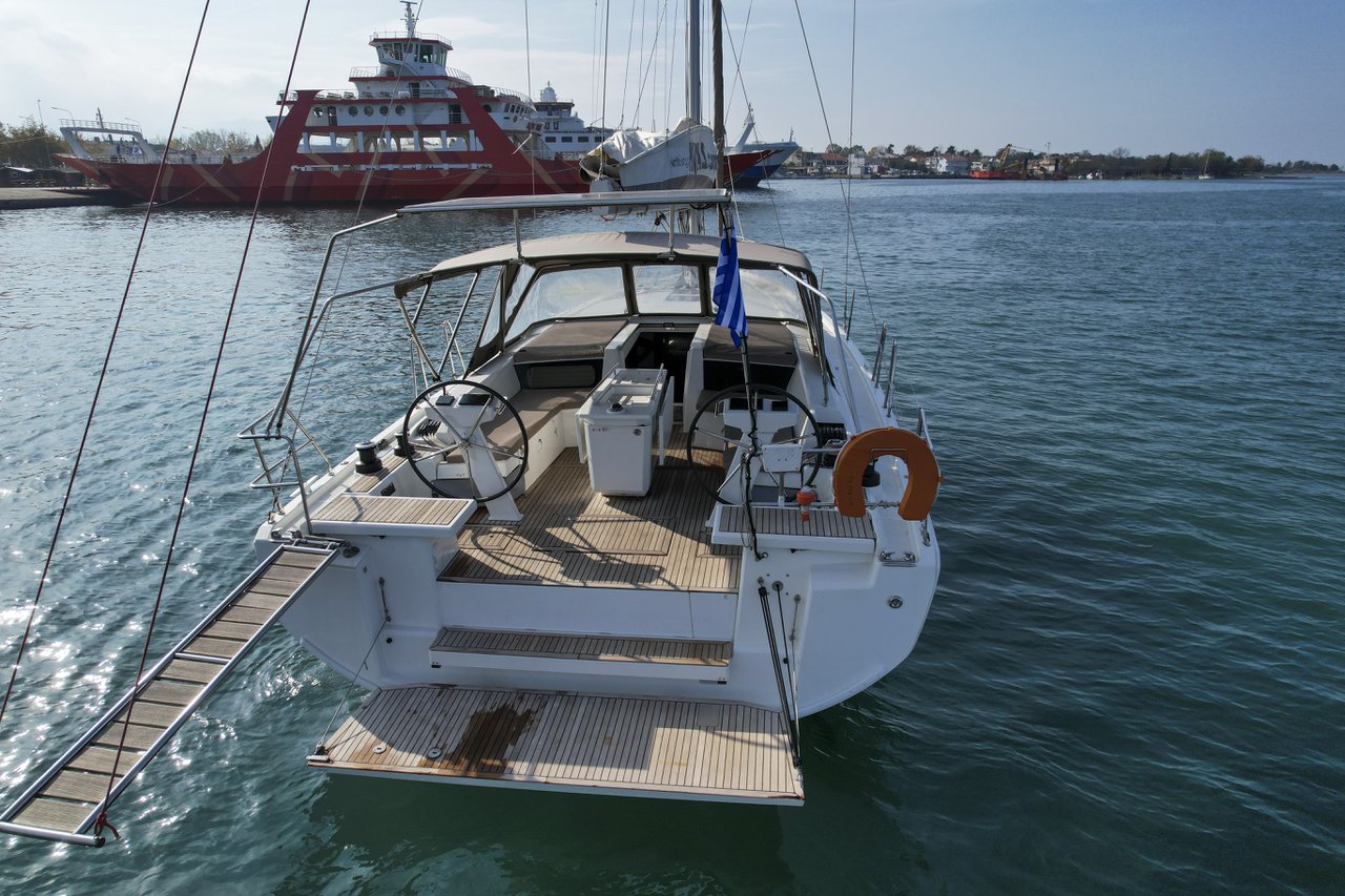 Photo #17 - Oceanis 46.1 (Dancing Queen) in Athens - 42140