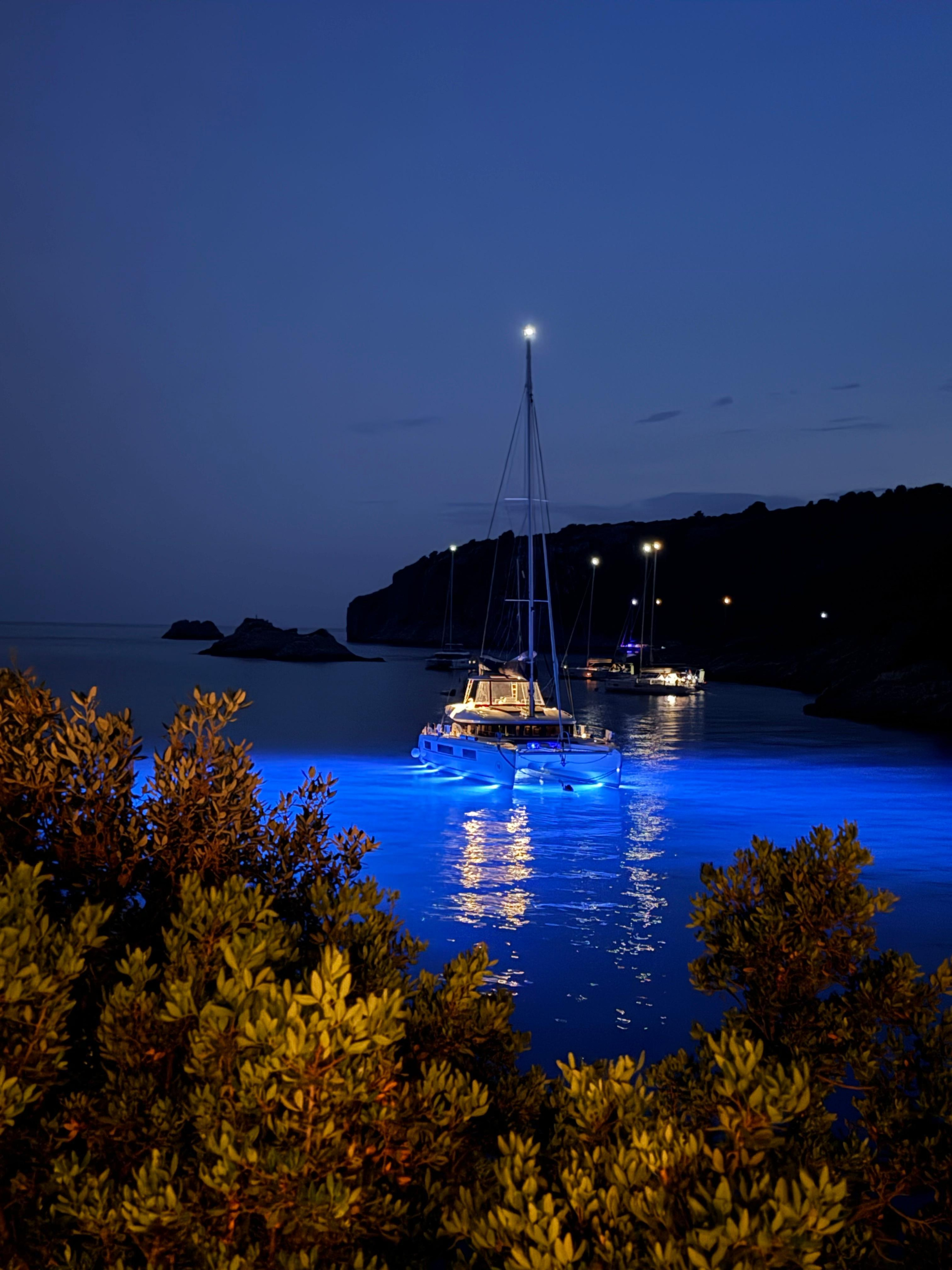 Photo #21 - Lagoon 51 - 6 + 2 cab. (All For Love) in Trogir - 42154