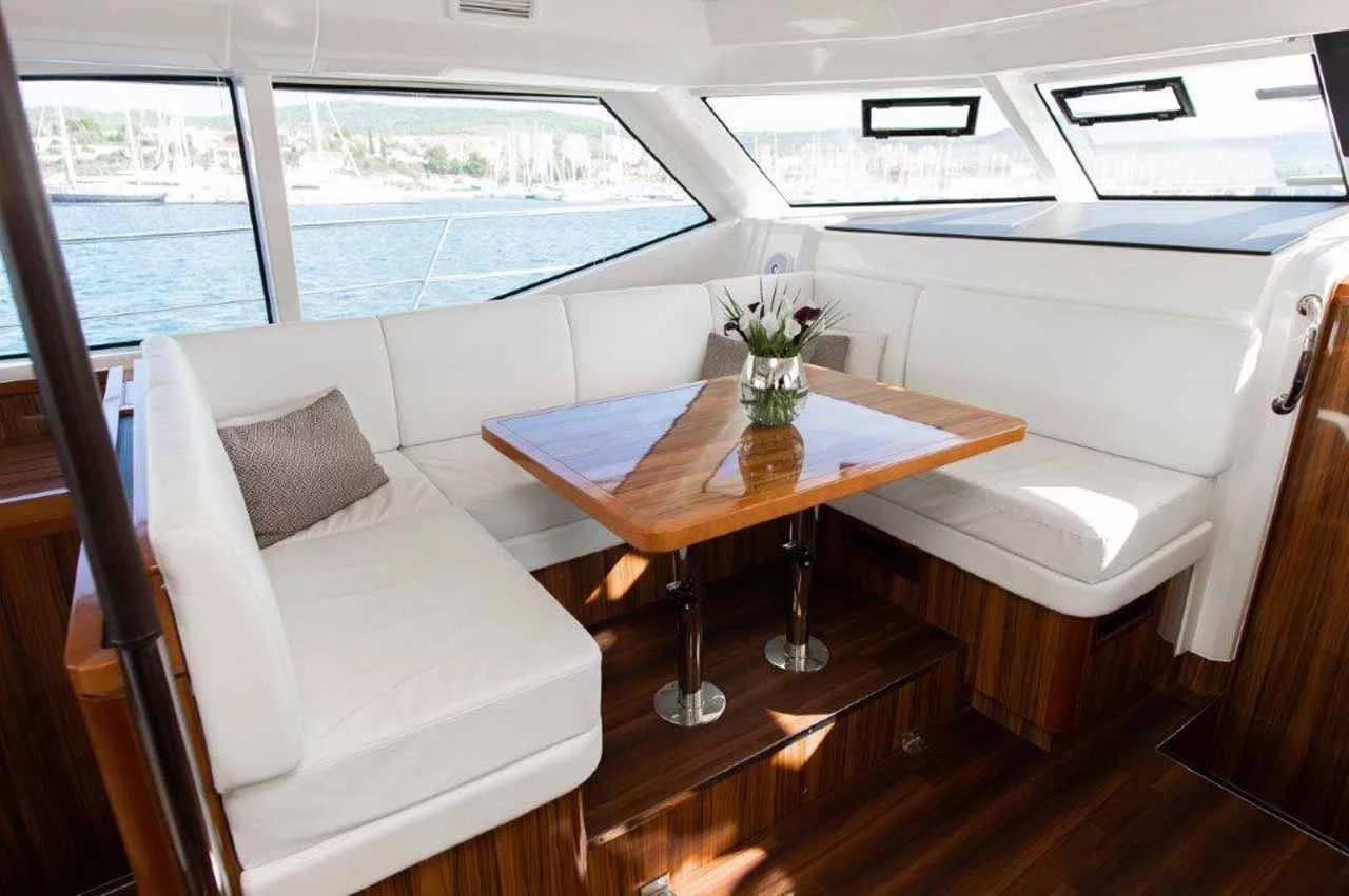 Aquila 44 (Adriatic Z)  - 20