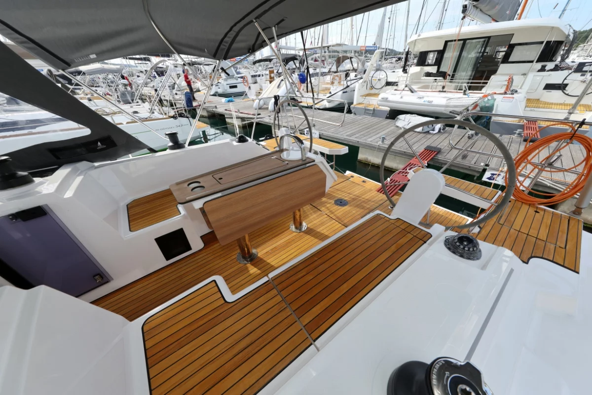 Bavaria C38 (Freewise)  - 3