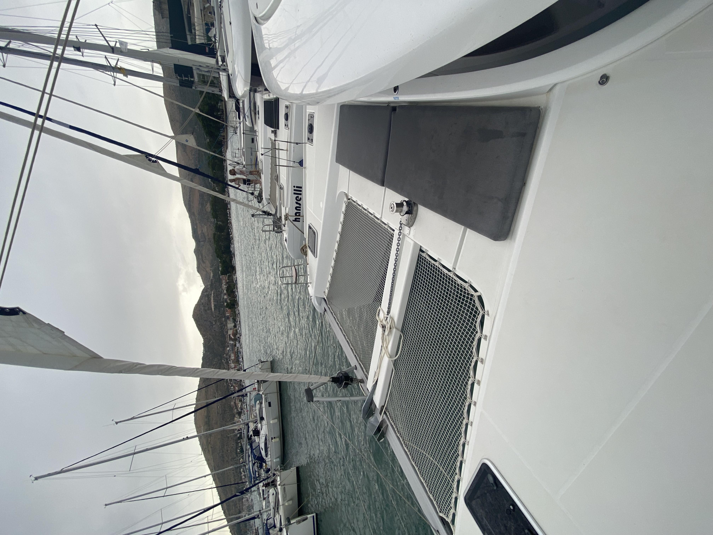 Photo #4 - Lagoon 42 - 4 + 1 cab. (Brunhilde) en San Jorge - 42169