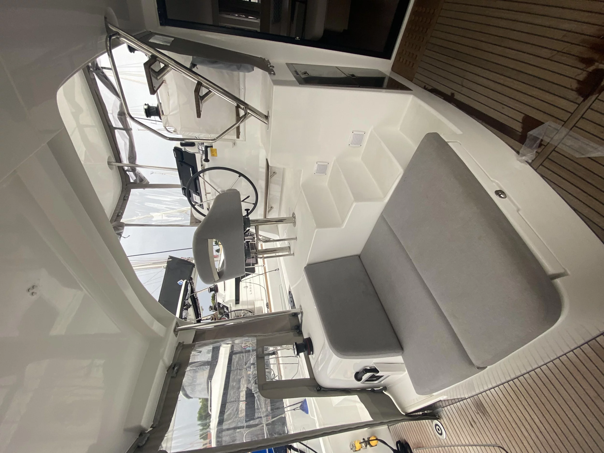 Lagoon 42 - 4 + 1 cab. (Brunhilde)  - 4