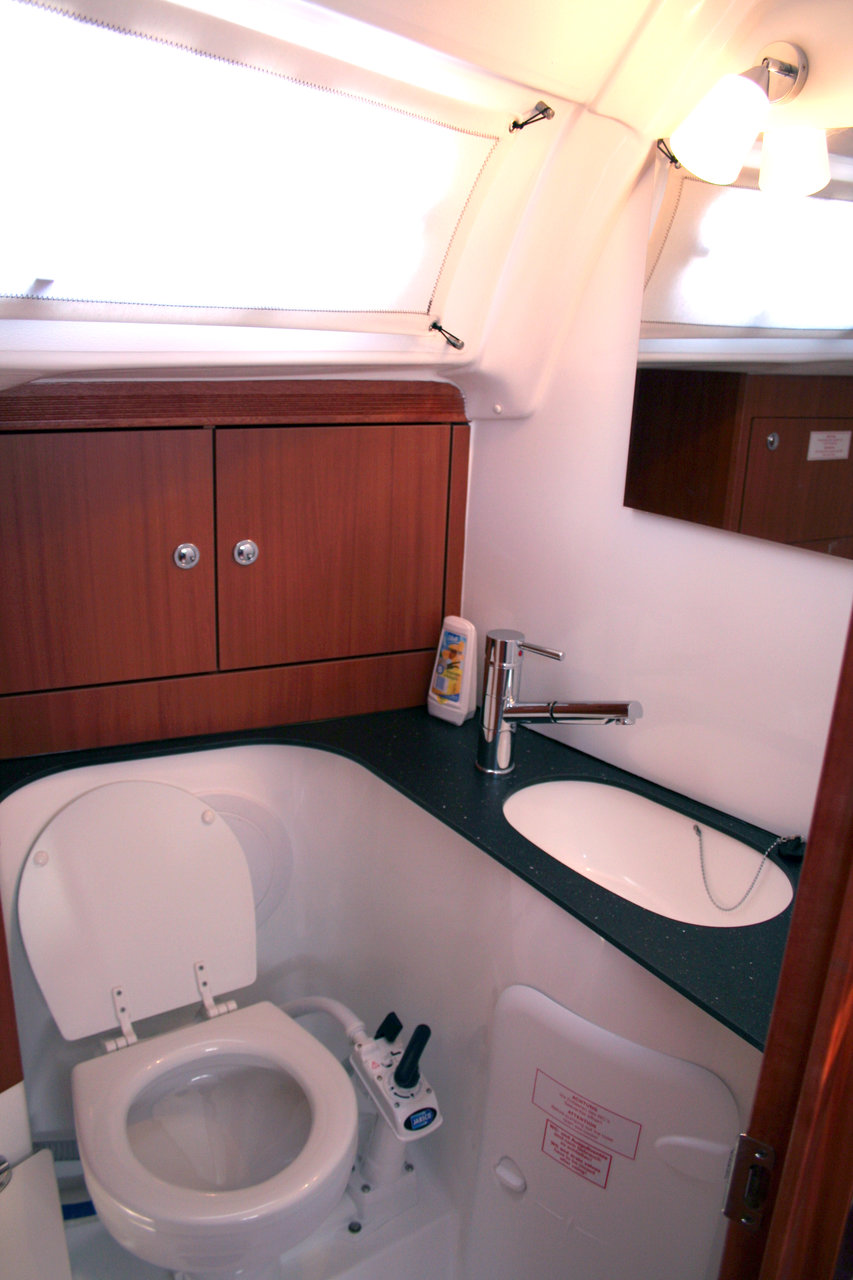 Photo #11 - Bavaria 51 Cruiser (MH 22) en Murter - 42194