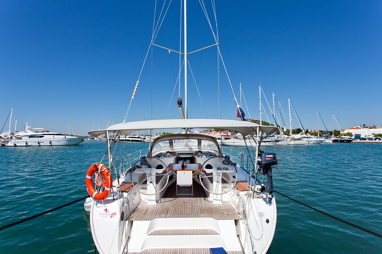 Photo #10 - Bavaria Cruiser 50 (MH 29) in Murter - 42199