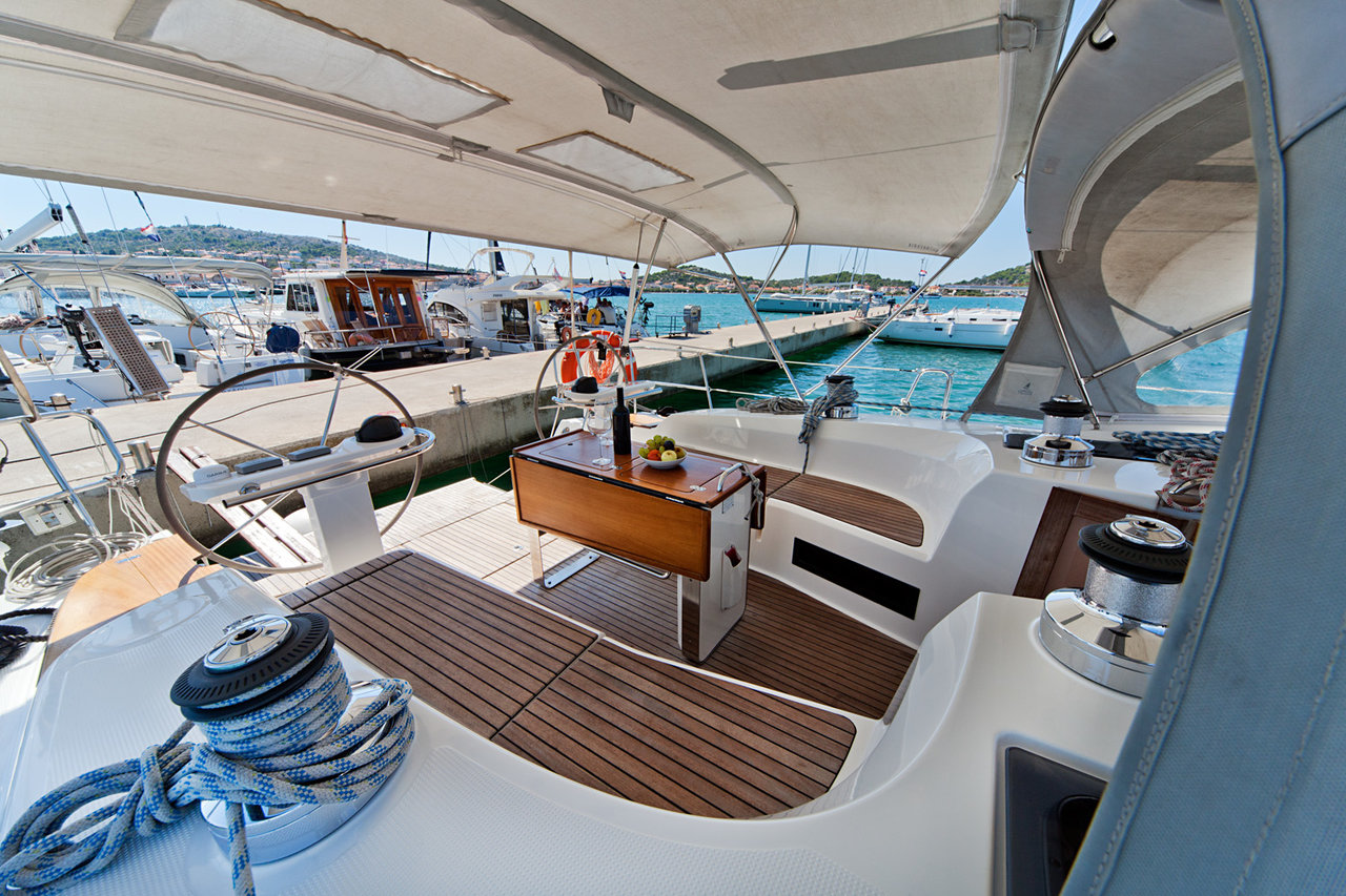 Photo #16 - Bavaria Cruiser 50 (MH 29) in Murter - 42199