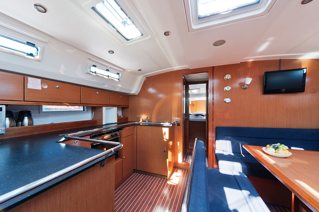 Photo #18 - Bavaria Cruiser 50 (MH 29) in Murter - 42199