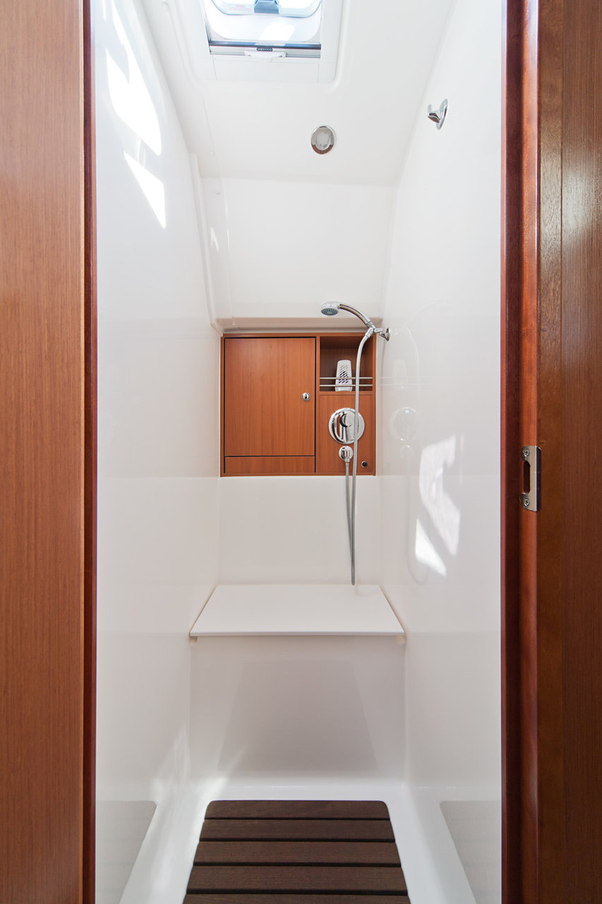 Photo #28 - Bavaria Cruiser 50 (MH 29) in Murter - 42199
