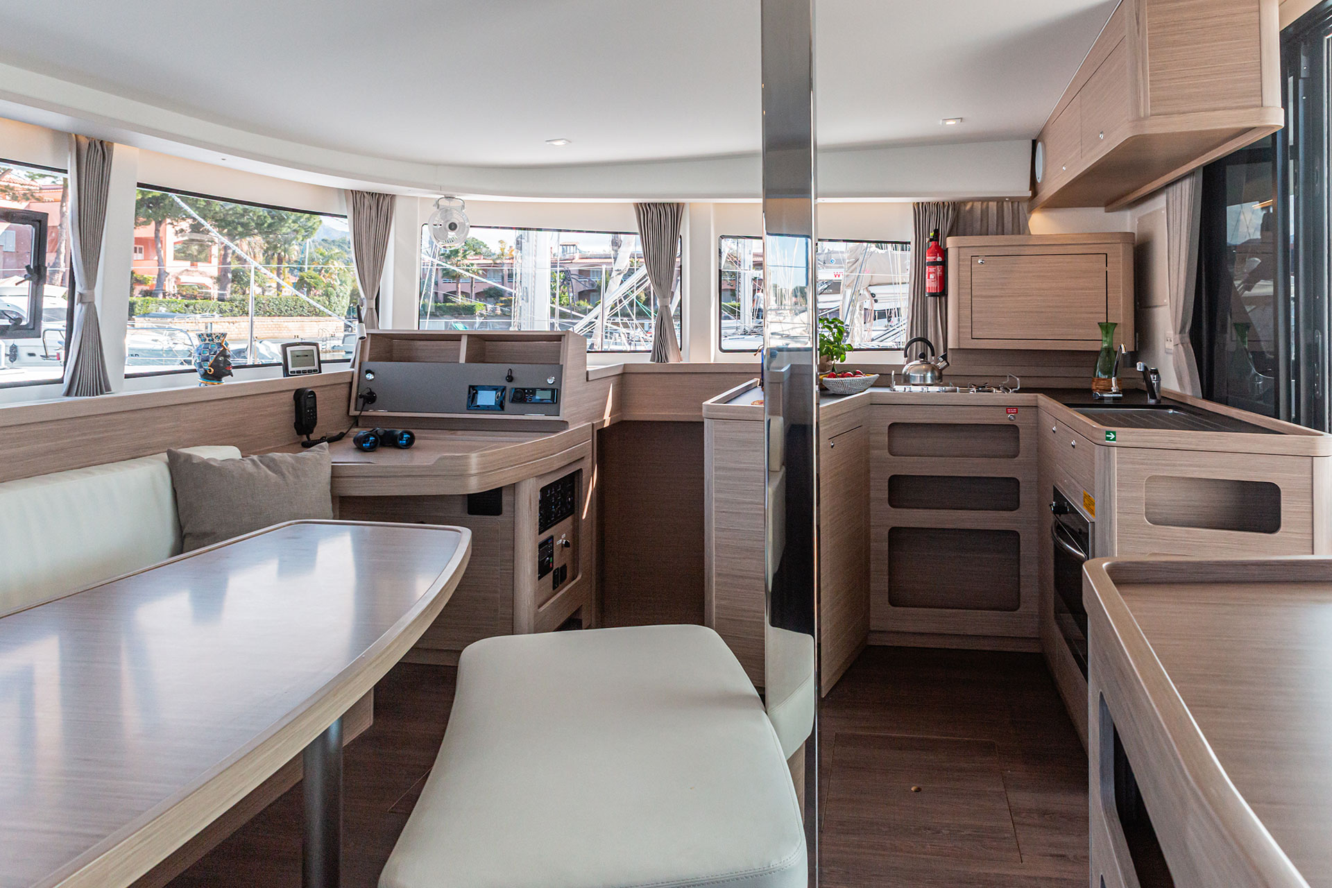 Photo #6 - Lagoon 42 - 4 + 1 cab. (Almalu) in Portorosa - 42245