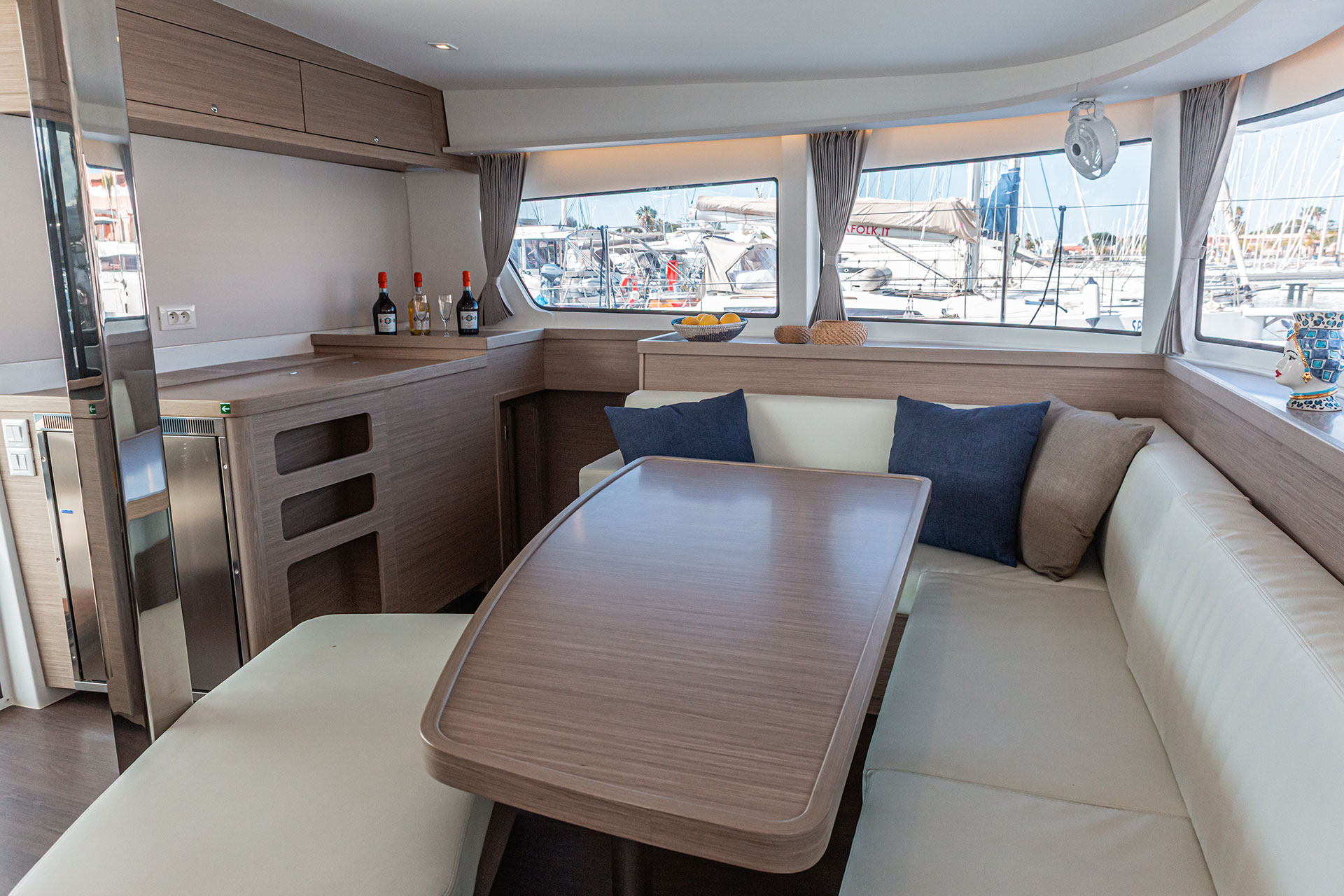Photo #7 - Lagoon 42 - 4 + 1 cab. (Almalu) in Portorosa - 42245