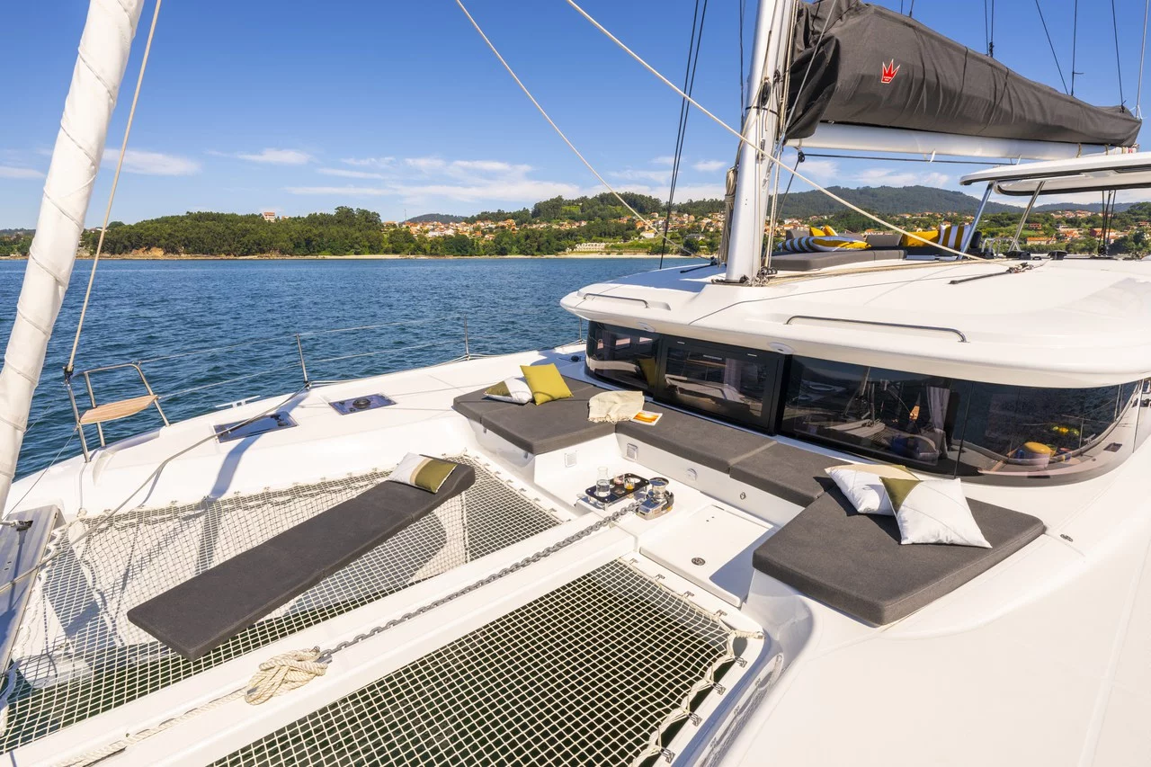 Lagoon 43 - 4 + 2 cab. (Bunga Bunga)  - 10
